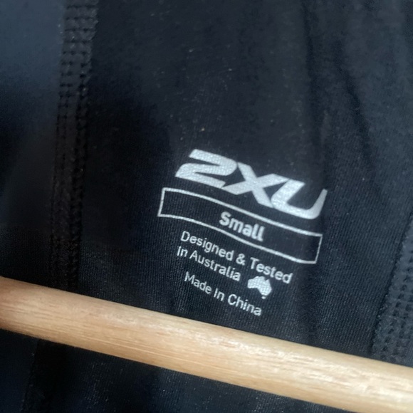 2XU Compression Top - Picture 4 of 6